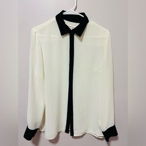 Coldwater Creek Women's Cream and Black Button Down Shirt
